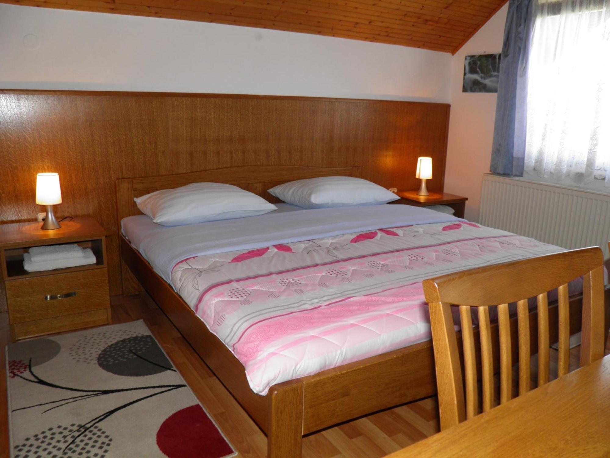 Hotel House Janja Plitvice Selište Drežničko Zimmer foto